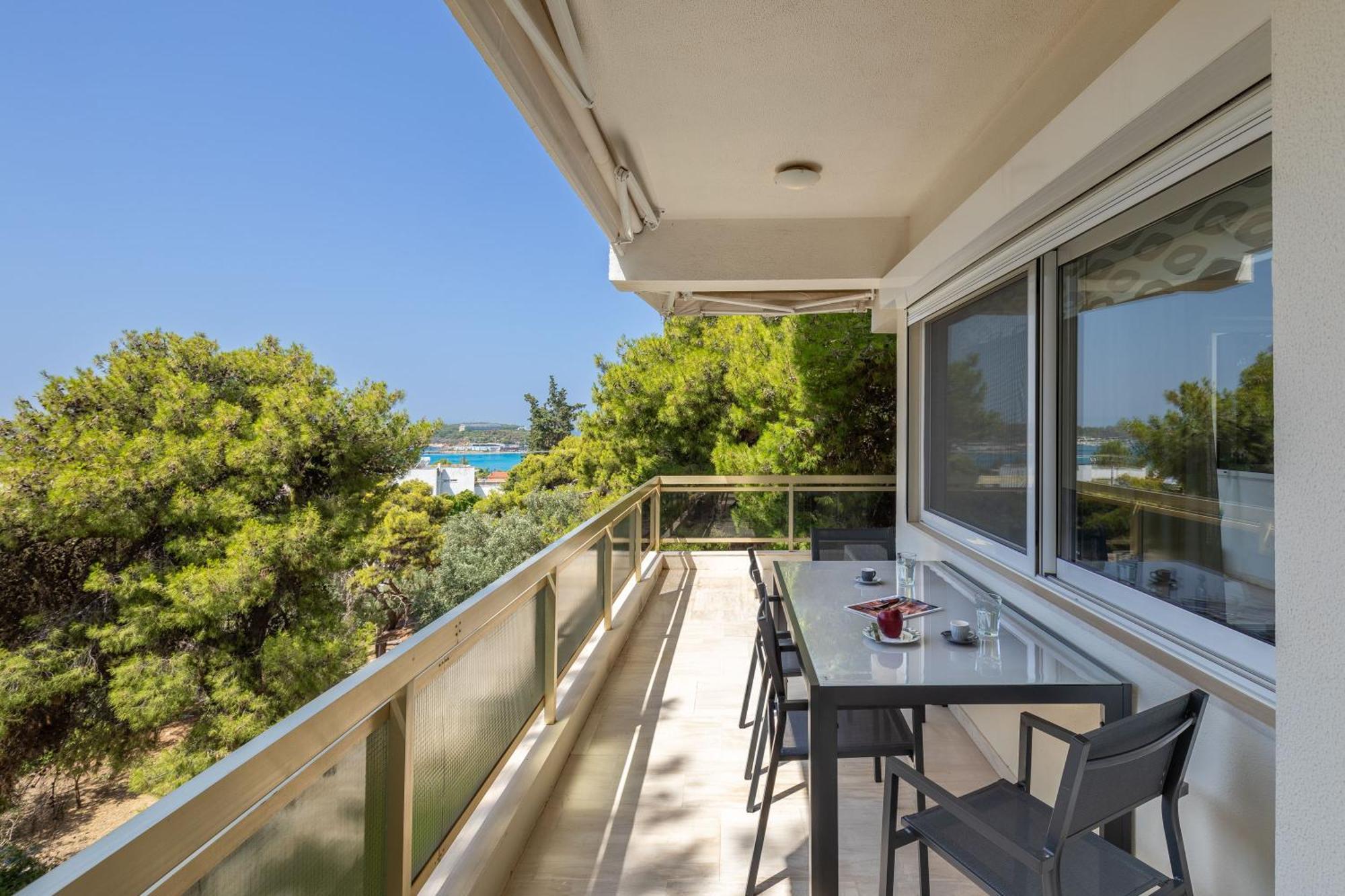 Relux Sea View 2 Bedroom Apartment By Blupine Athen Eksteriør bilde